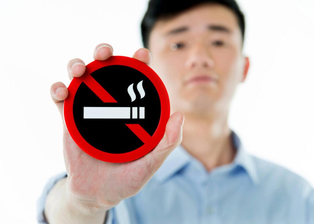 chinese man saying no smoking