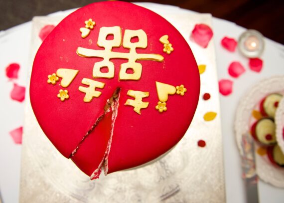 chinese wedding cake traditions