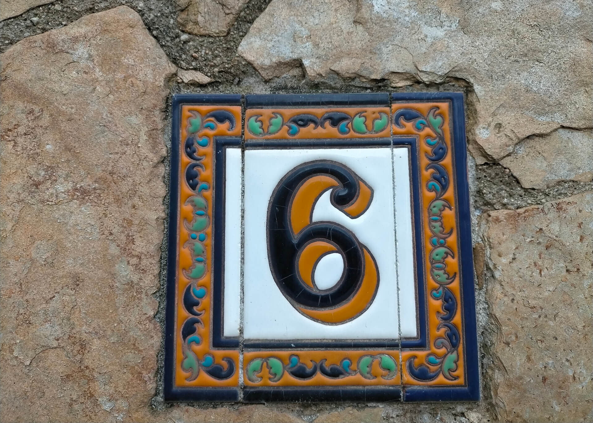 house number six tile