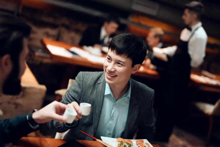 Communication at a Chinese business dinner