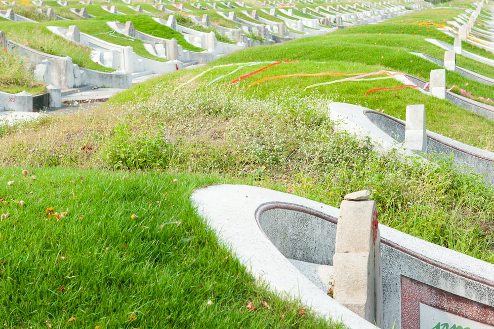 Feng shui and burial sites