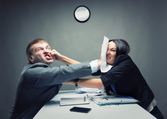 two-person-fighting