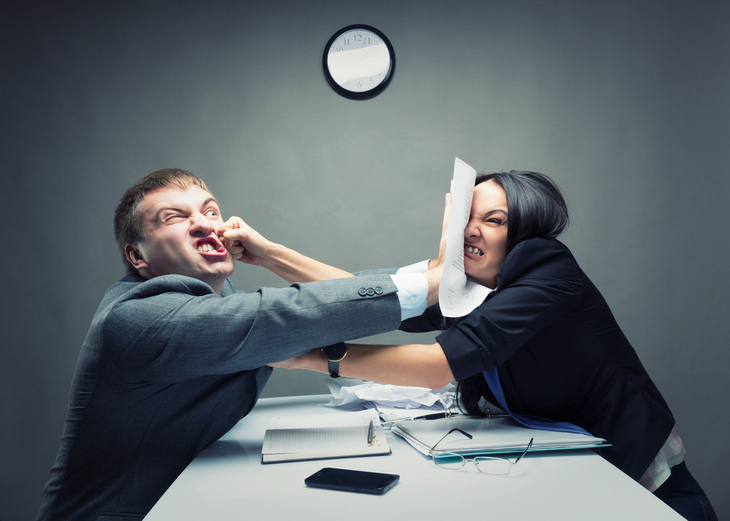 two-person-fighting